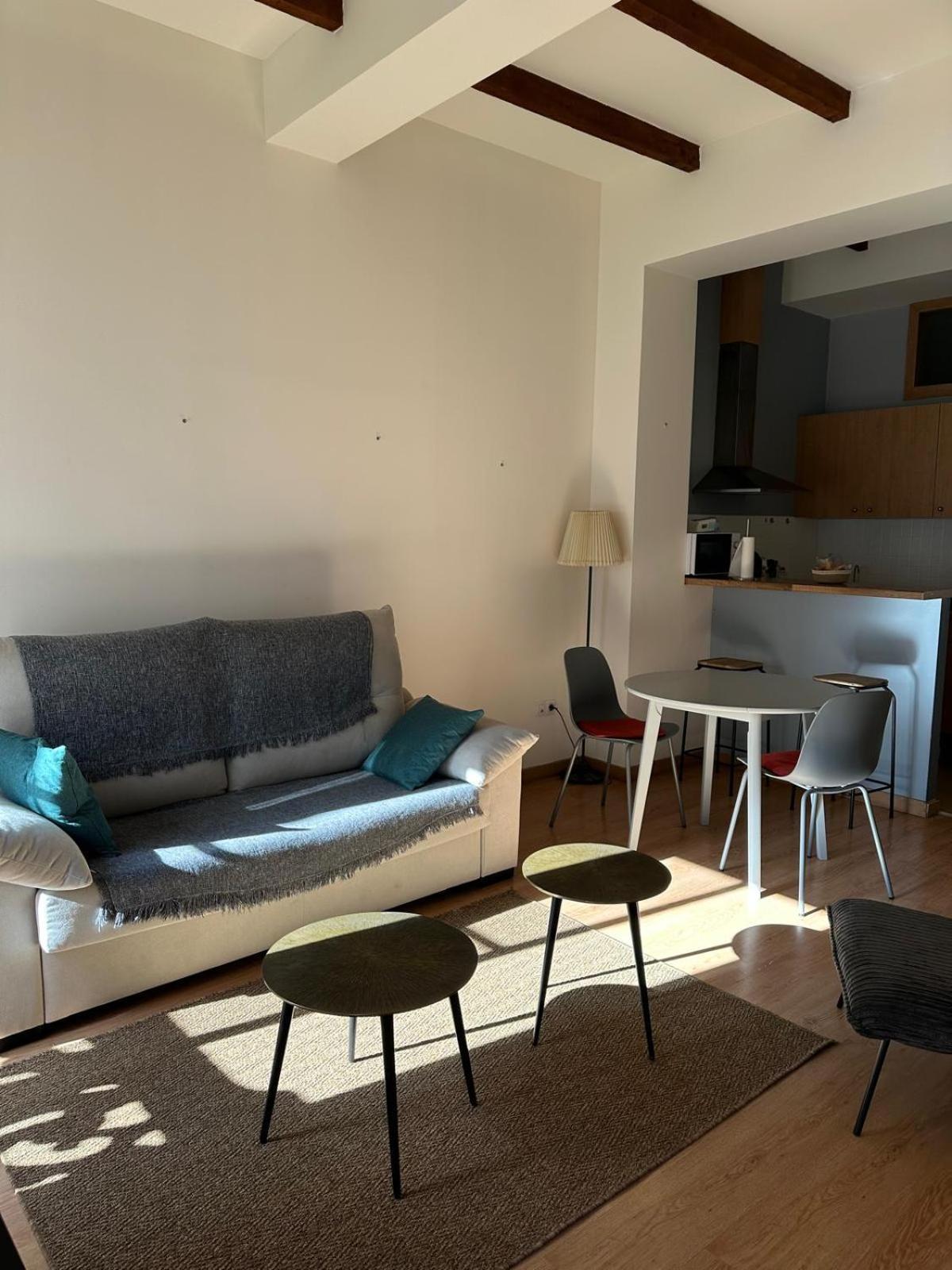 Precioso Junto A Ruzafa En Edificio Tipico Valenciano *