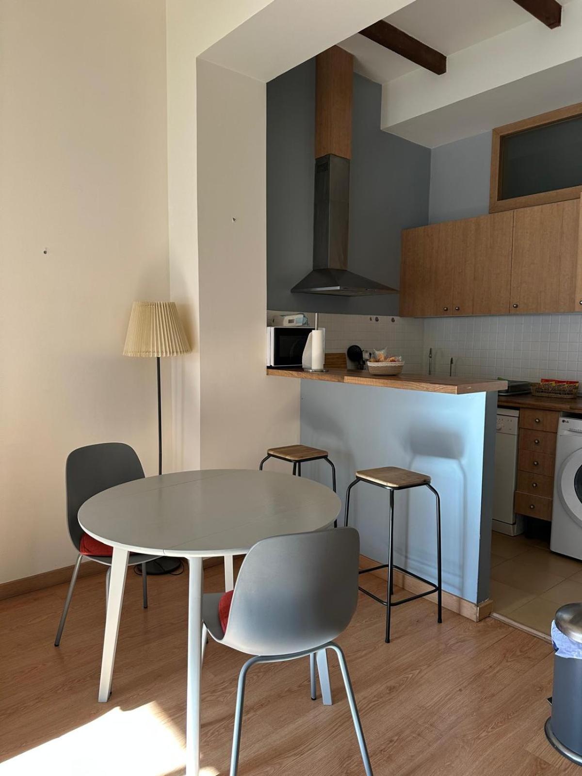 Apartament Precioso Junto A Ruzafa En Edificio Tipico Valenciano *